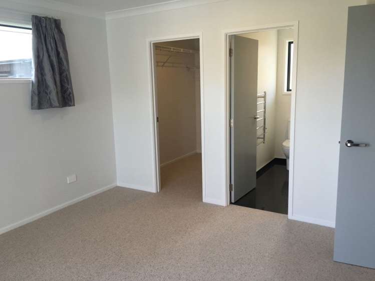 28 Livingstone Drive Papamoa_9