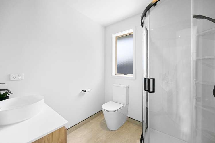 22 Mickelson Avenue Rototuna_11