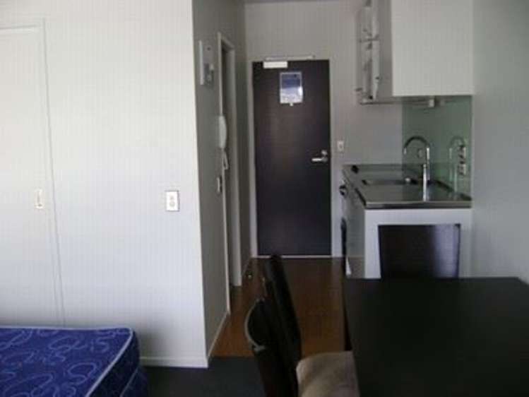 5i/16 Gore Street Auckland Central_4