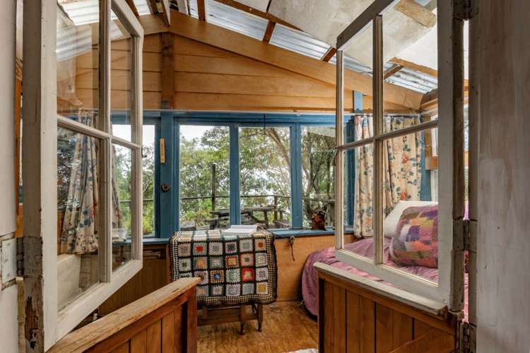 9 Wood Bay Road Titirangi Waitakere City Houses for Sale One Roof