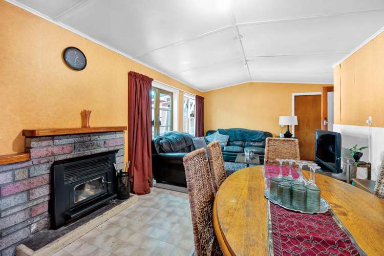 68 Domett Street Opunake_14