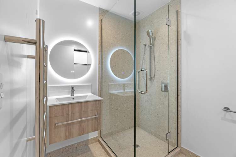 5/204 Main North Road Papanui_10