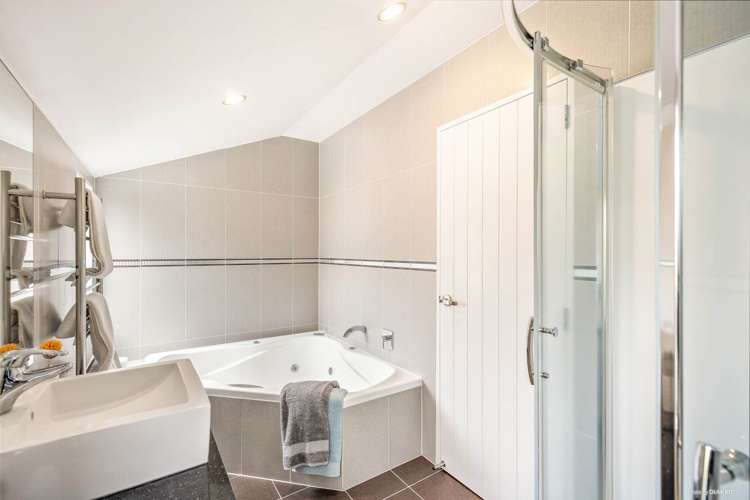 13b Hayr Road Three Kings_25