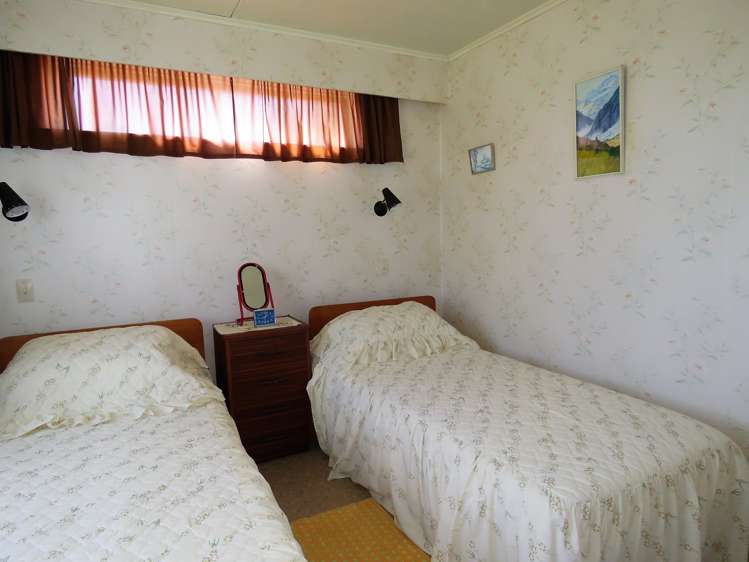 9 River Road Hector_7