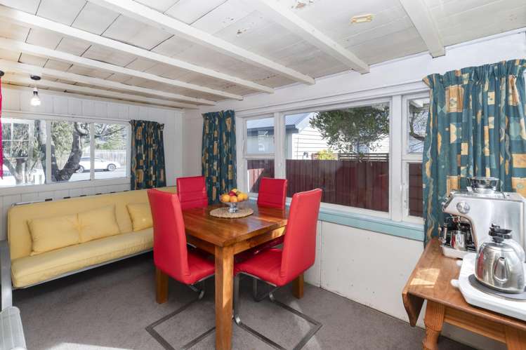 35 Colenso Street Sumner_2