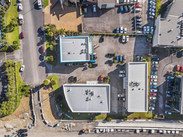 Unit 3, 1 William Pickering Drive Rosedale_2