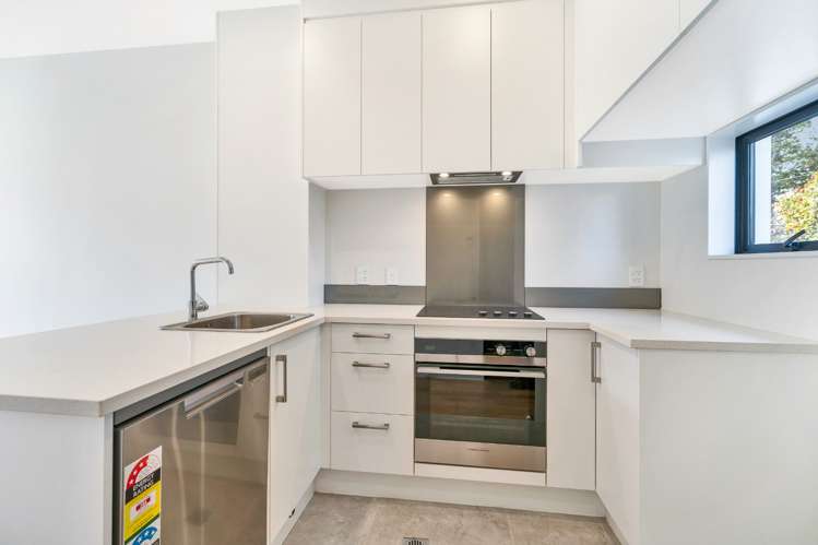 8/54 Swanson Road 11401_3