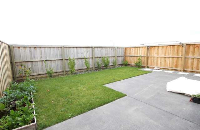 77 Faringdon Boulevard Rolleston_3