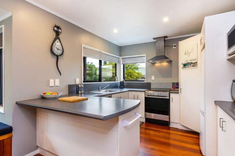 1/24 Lakewood Drive 11210_5