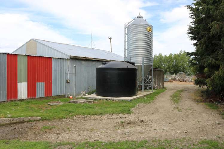 261 Middle Road Tapanui_14