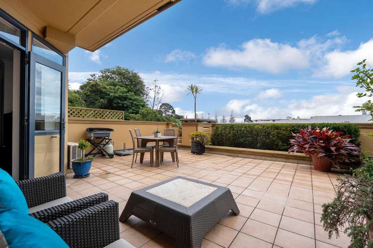 1H/9 Bute Road Browns Bay_7