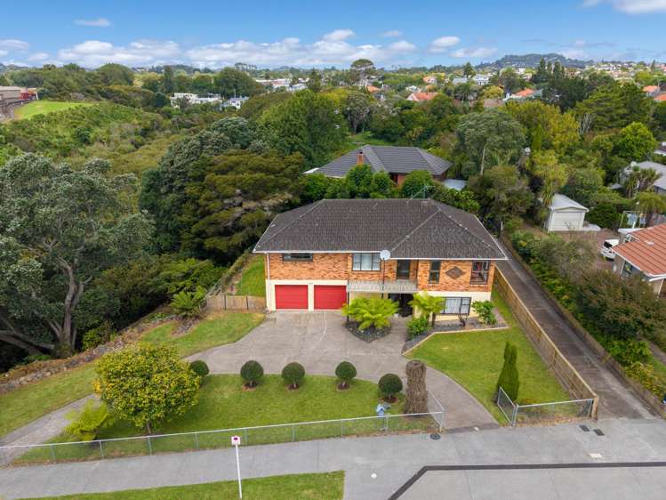 210A Meola Road Point Chevalier_17