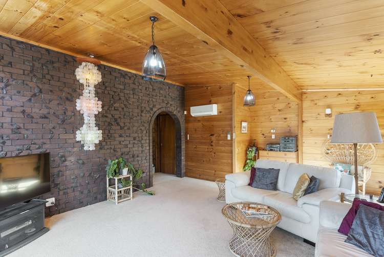 38 Callis Avenue Opaheke_7