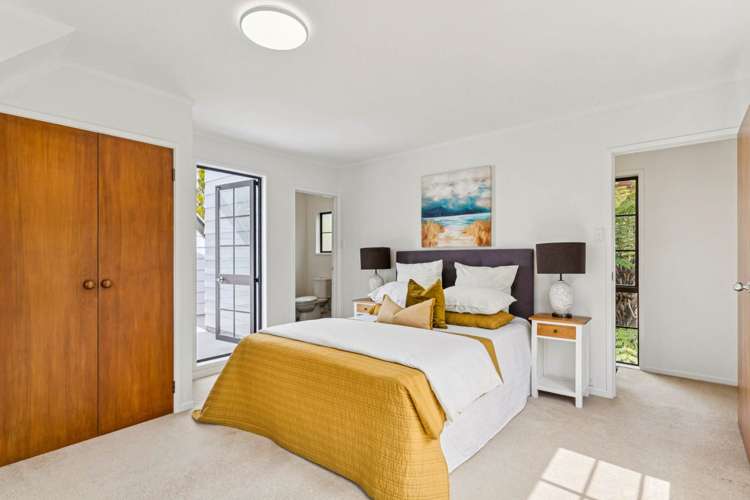 28 Longfellow Parade Glen Eden_12