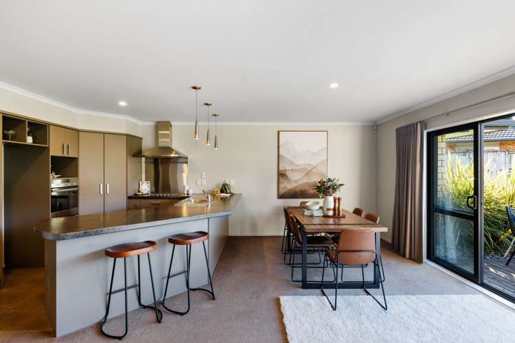 7 Heathfield Avenue Huntington_9