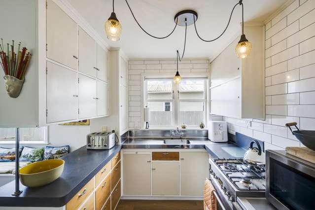 1108 Kaiapo Road Camberley_4