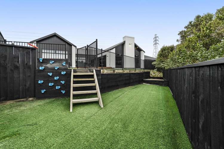 28 Honeyfield Drive Whalers Gate_31