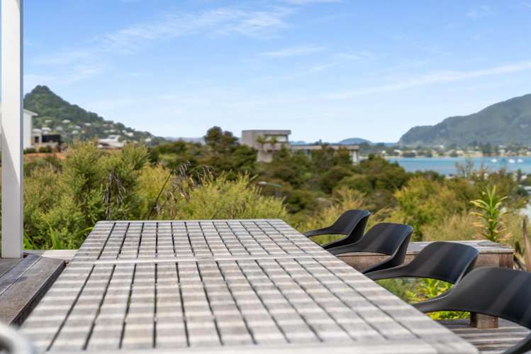 17 Azimuth Road Tairua_9