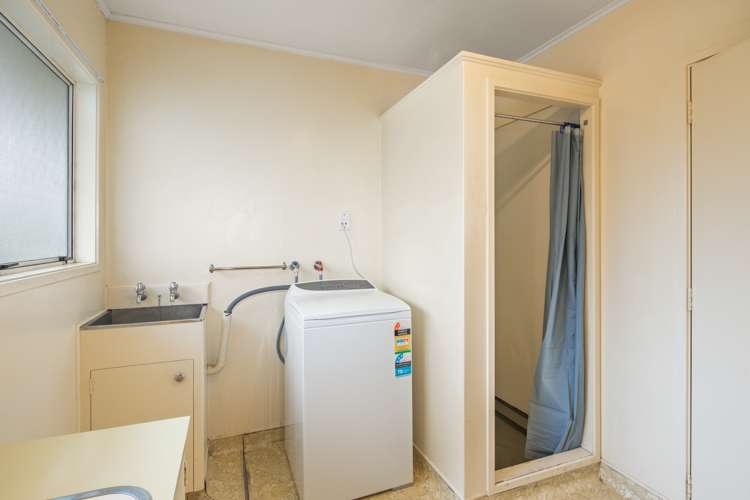 2/10 Box Hill Khandallah_9