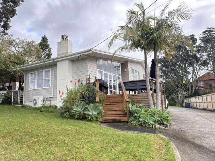 111 Tiroroa Avenue Te Atatu South_18