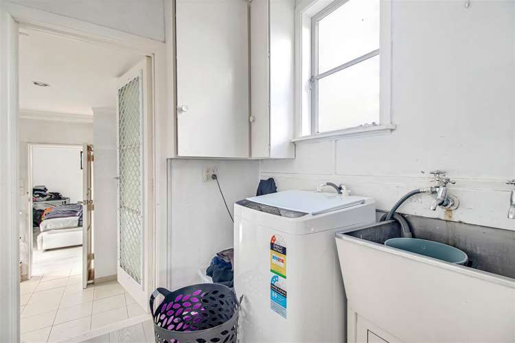 7 Kaweka Street New Lynn_19