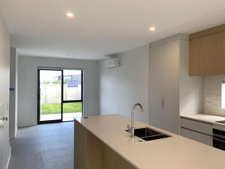 4 VIRIDIAN AVENUE "PARK GREEN" Papakura_5