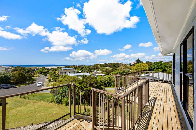 17 Taranui Place Mangawhai Heads_12