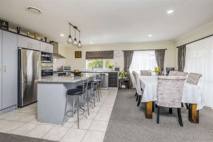 2 Dunaff Place Flat Bush_6