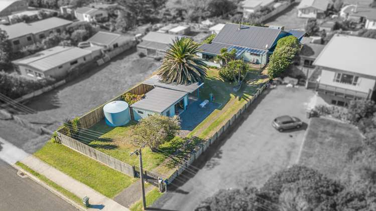 22 Kent Avenue Waitarere Beach_23