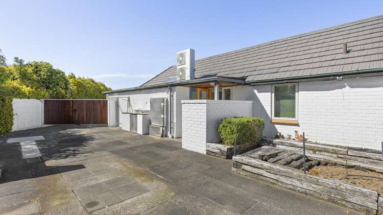 26 and 28 Napier Road Hilltop_32
