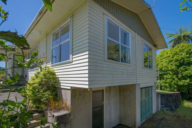 9 Alexander Road Lake Tarawera_4