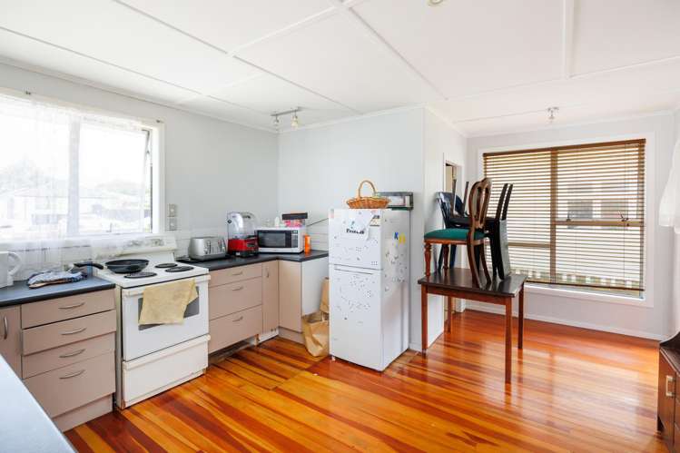 137 Broadway Marton_15