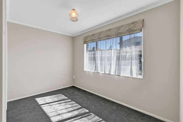 2/36 Hine Street New Plymouth Central_15