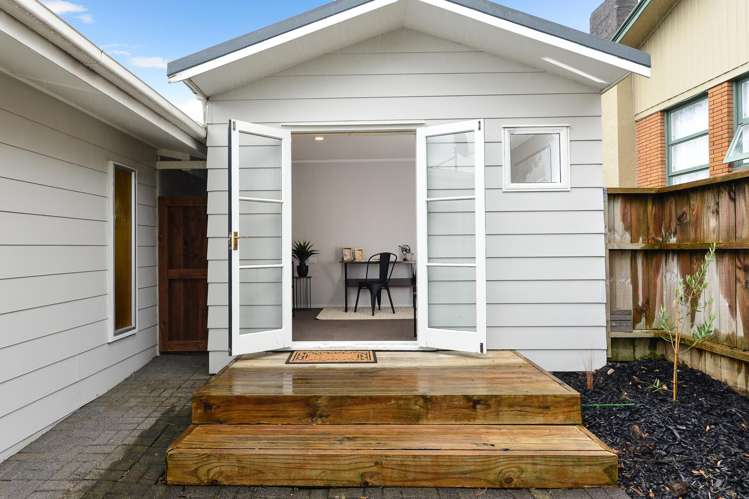 21 Pelorus Street Glenview_13