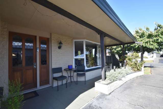 4 Seddon Place Kingswell_1