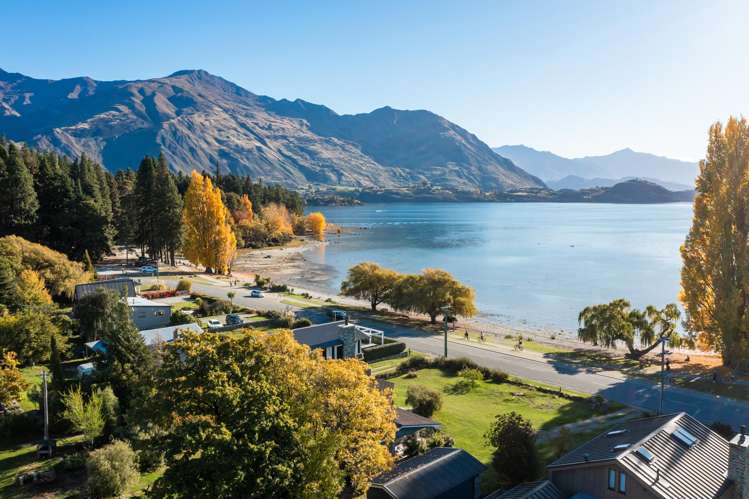 25 Aubrey Road Wanaka_11