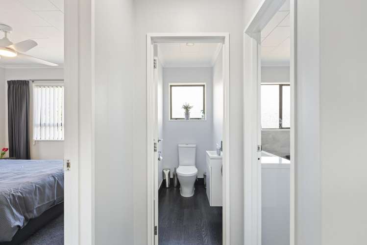 129 Parklands Avenue Bell Block_25