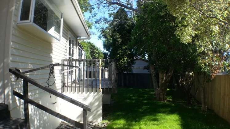 36 Waipani Road Te Atatu Peninsula_1