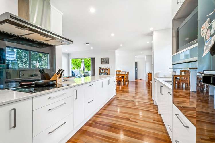 5 Seabar Place Glen Eden_1