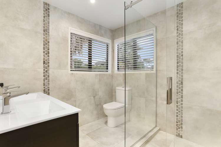 2 Driftwood Drive Red Beach_13