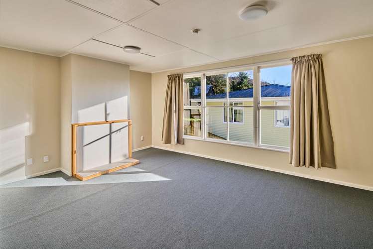 13 Willcox Grove Naenae_7