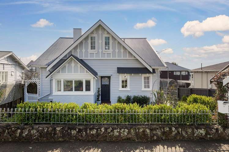18 Seaview Terrace Mt Albert_0