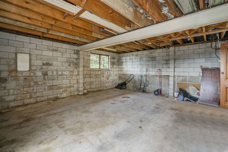 1 Pine Grove Tairua_19