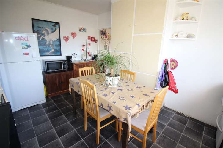 63 Hampden Street Picton_14