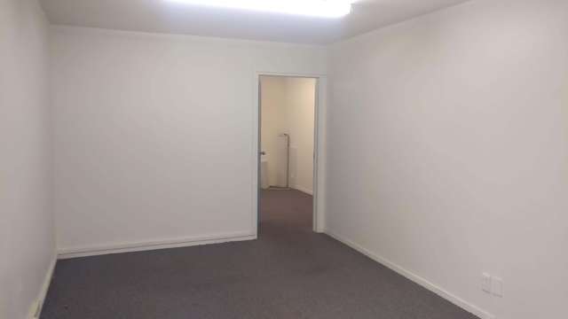 1/7 Torrens Road Burswood_2