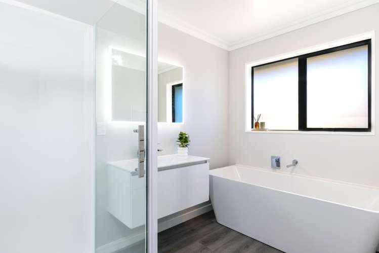 17 Catalina Crescent Burleigh_25