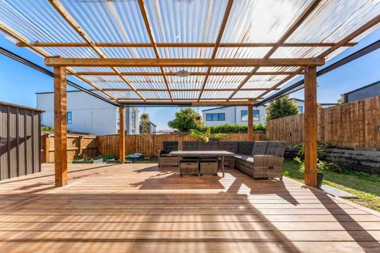 16 Whakanoho Road Westgate_19