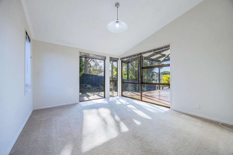 11 Palliser Lane Browns Bay_12