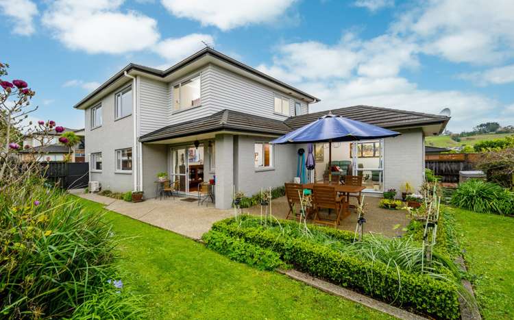 22 Gibbston Crescent Flat Bush_8