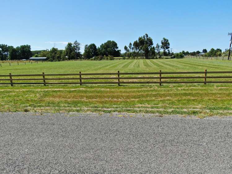 Jensen Drive (previously 350 Racecourse Road) Waipukurau_9